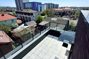 комерційна за адресою Авіаторів вул., 2