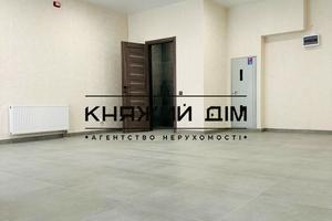 комерційна за адресою Михайла Максимовича вул. (Онуфрія Трутенка), 24