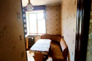 квартира за адресою Космонавтів вул., 11в