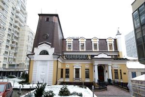 комерційна за адресою Володимирська вул., 49
