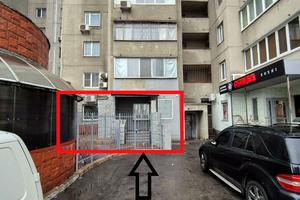 коммерческая по адресу Братства Тарасовцев ул. (Декабристів), 12/37