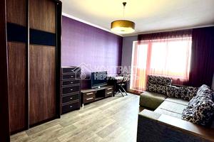 квартира за адресою Ахсарова вул., 1