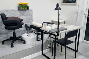 коммерческая по адресу Мужества, 2