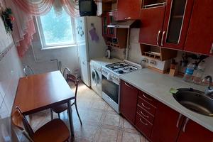 квартира за адресою Космонавтів вул., 86