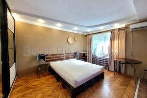 квартира за адресою Краківська вул., 12