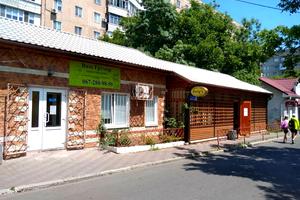 комерційна за адресою Вишнева вул., 1