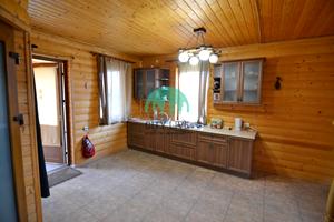будинок за адресою с. Микитинці, Черепкова, 43