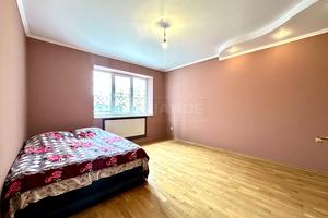 квартира за адресою Василя Симоненка вул., 35