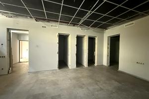 комерційна за адресою Саперне Поле вул., 5
