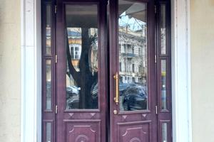 комерційна за адресою Ніни Строкатої вул. (Буніна), 35