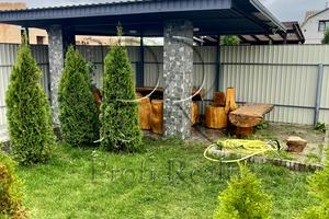 будинок за адресою Вишнева вул., 41