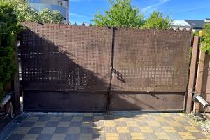 будинок за адресою Космонавтів, 21