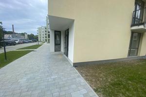 комерційна за адресою Незалежності України вул., 19-Б