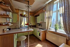 дом по адресу Різдвяна, 44