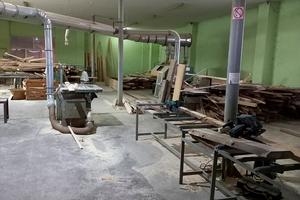 комерційна за адресою Івано-Франківськ, Івана Левинського вул., 2А