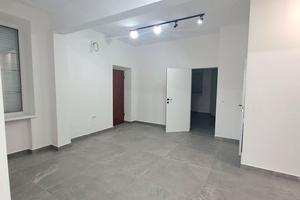 комерційна за адресою Джохара Дудаєва вул., 1