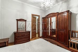 комерційна за адресою Саксаганського вул., 29