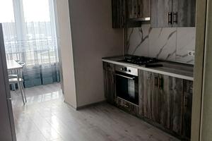 квартира за адресою Домбровського вул., 3б, к.4-7