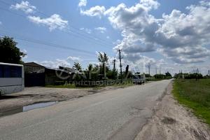 комерційна за адресою Центральна, 1
