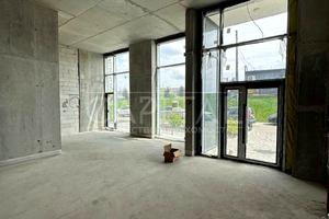 коммерческая по адресу Ревуцкого ул., 40
