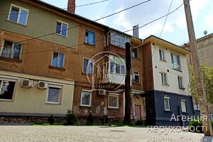 квартира по адресу Єсеніна, 1