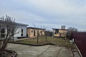 участок по адресу с. Озера, Михайловская ул. (Леніна), 112
