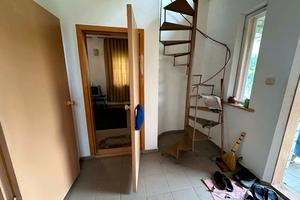 будинок за адресою Центральна вул.