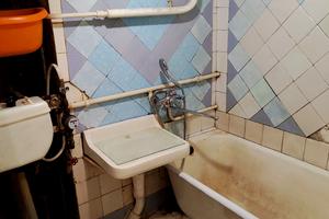 квартира за адресою Богдана Хмельницького просп. (Героїв Сталінграда), 131