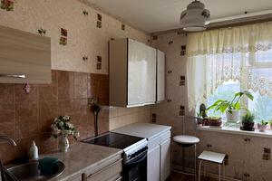 квартира за адресою Космонавтів просп., 69