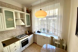 квартира за адресою Дмитра Годзенка вул. (Глазунова), 3