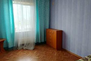 квартира за адресою Євгена Чикаленка вул., 81/3