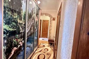 квартира за адресою Князя Володимира Великого просп., 128