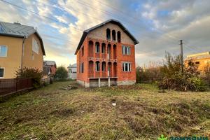 будинок за адресою Січових Стрільців