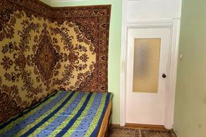квартира за адресою Космонавтів просп., 17