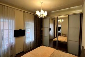 квартира по адресу Осипова, 1