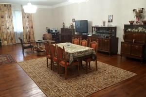 будинок за адресою Лісова вул.