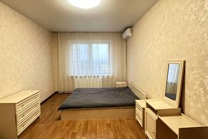 квартира по адресу Софии Русовой ул., 1