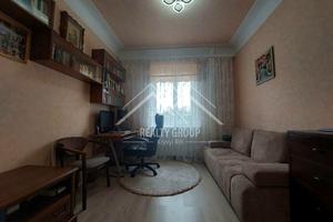 квартира за адресою Н'ютона, 28