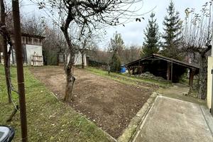 будинок за адресою Радісна