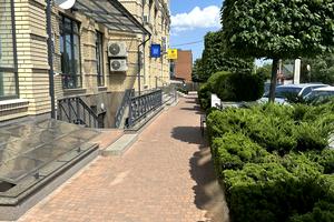 комерційна за адресою Дем'яна Попова вул., 22