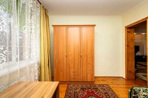 дом по адресу Евгения Коновальца ул.