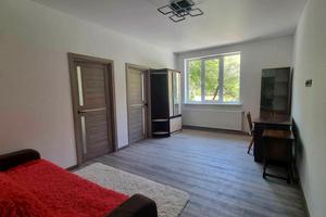 квартира за адресою Республіканська вул., 27