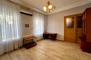 квартира за адресою Болгарська вул., 18