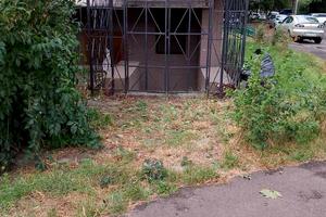 комерційна за адресою Автозаводська вул., 43