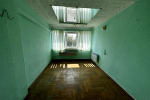 комерційна за адресою Хмельницька, 1
