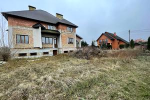 будинок за адресою Лугова вулиця