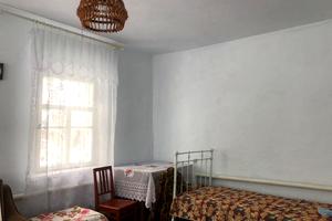 будинок за адресою с. Кудринці, Вишнева