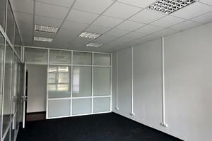 комерційна за адресою Кловський узвіз, 7