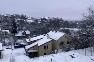 ділянка за адресою Міжгірна вул.