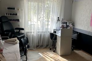 комерційна за адресою Владислава Бувалкіна вул. (Бочарова Генерала), 52